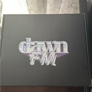 Pullover Hoodie Box Set